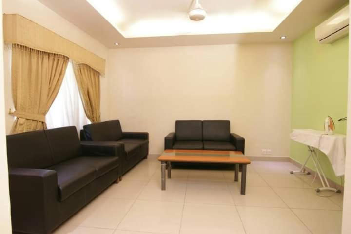 Hira Guest House Karachi Exterior foto