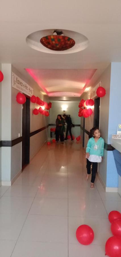 Hira Guest House Karachi Exterior foto