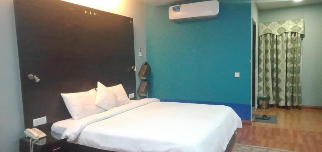 Hira Guest House Karachi Exterior foto