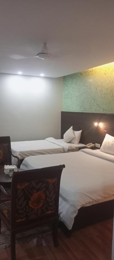 Hira Guest House Karachi Exterior foto